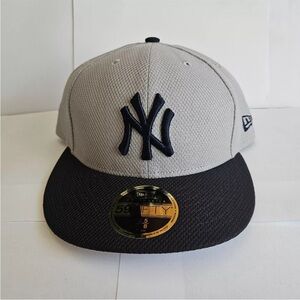 New Era 59FIFTY Low Profile MLB New York Yankees Gray Fitted Hat - Size 7 5/8